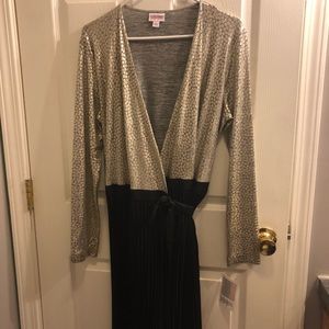 Large Lularoe DeAnne Elegant Dress 👗